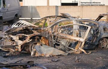 Три человека пострадали при обстреле Запорожья: кадры последствий