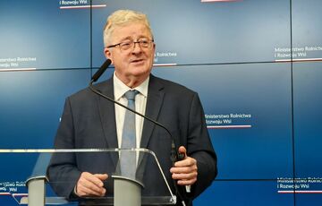 Министр сельского хозяйства Польши обратился к фермерам накануне полной блокады границы с Украиной Министр сельского хозяйства Польши обратился к фермерам накануне полной блокады границы с Украиной