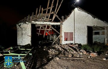 Россияне атаковали ракетами фермерские хозяйства в Одесской области: фото Россияне атаковали ракетами фермерские хозяйства в Одесской области: фото