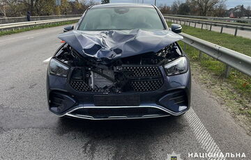 На Житомирщині нардеп збив на смерть 18-річну дівчину: фото