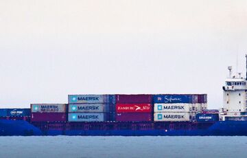 В порт большой Одессы впервые с начала вторжения зашел контейнеровоз