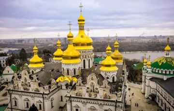 Мінкульт звернувся до поліції через блокування роботи комісії у Лаврі