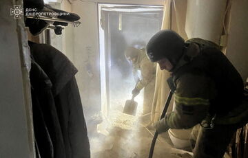 Россияне массированно бьют по Никополю: погибла женщина, есть раненый