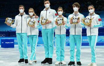 Через допінг російські фігуристи можуть позбутися ”золота” на Олімпіаді в Пекіні Через допінг російські фігуристи можуть позбутися ”золота” на Олімпіаді в Пекіні