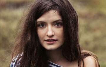 Украинская писательница и режиссер отказалась от звания,  полученного от Зеленского