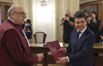 Конституционный суд Румынии отклонил просьбу ультраправого кандидата, подтвердив результаты выборов Конституционный суд Румынии отклонил просьбу ультраправого кандидата, подтвердив результаты выборов