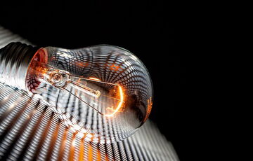 Сегодня по всей стране действуют графики почасовых отключений электроэнергии