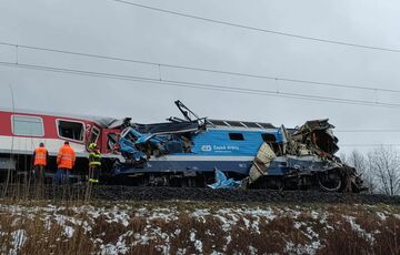 В Чехии грузовик столкнулся с поездом