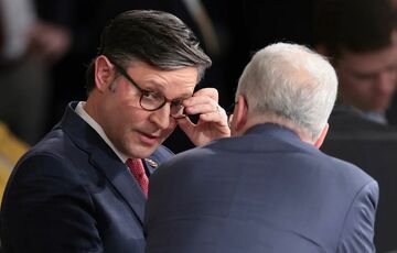 Джонсон отверг любые дисциплинарные наказания для Уолтца и Хегсета за обсуждение военных планов в чате Signal