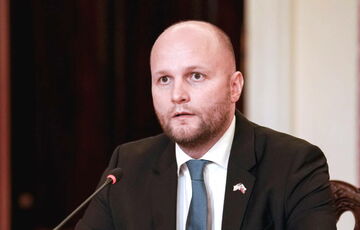 США готові продати Словаччині гелікоптери з великою знижкою після відправлення списаних МіГів в Україну США готові продати Словаччині гелікоптери з великою знижкою після відправлення списаних МіГів в Україну