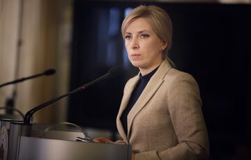 В российскому плену находятся около 8 тысяч украинских военных В российскому плену находятся около 8 тысяч украинских военных