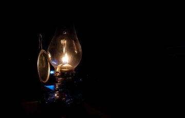 Жителів Рівного попередили про екстрені відключення світла