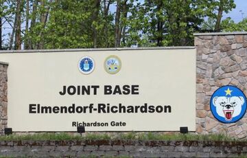 Росія озвучила склад своєї делегації на зустрічі з Трампом на Алясці