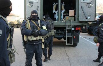 З солдатською кашею та ”Безсмертним полком”: у Херсоні готуються помпезно відзначати 9 травня З солдатською кашею та ”Безсмертним полком”: у Херсоні готуються помпезно відзначати 9 травня