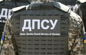 В Україні можуть дозволити виїзд за кордон студентам та спортсменам