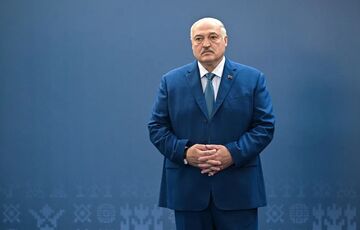 Лукашенко угрожает Украине ударом ”Орешника”