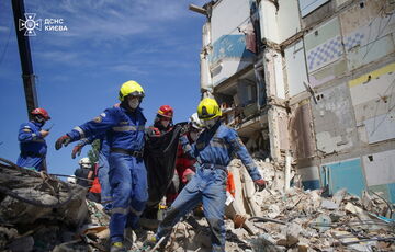 Число загиблих у будинку Шевченківського району зросло до 12 осіб
