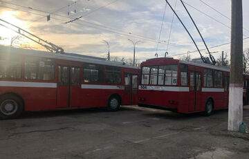 Из-за обстрелов в Херсоне не работает электротранспорт Из-за обстрелов в Херсоне не работает электротранспорт