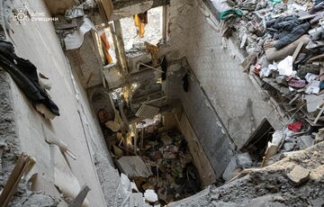 Число жертв российского удара по жилому дому в Сумах выросло до 4