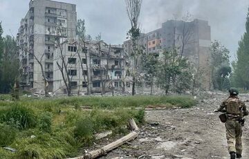 Россия ударила ракетами по Авдеевке, есть раненые: фото