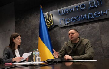 Россия сбросила две авиабомбы на остров в Херсонской области