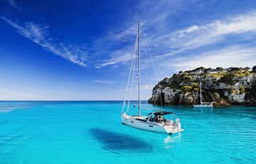 Испания открывает границы: названы условия для туристов Испания открывает границы: названы условия для туристов