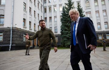 Зеленський розповів, чи зміниться політика у відносинах із Британією після відставки Джонсона Зеленський розповів, чи зміниться політика у відносинах із Британією після відставки Джонсона