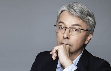 Відставка Ткаченка відкладається: президент попросив міністра попрацювати ще Відставка Ткаченка відкладається: президент попросив міністра попрацювати ще