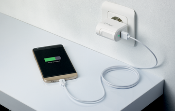 Хитрости, которые помогут зарядить телефон быстрее