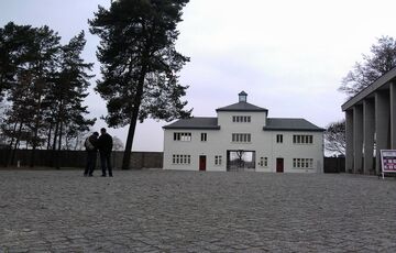 У Німеччині судитимуть 100-річного колишнього охоронця концтабору У Німеччині судитимуть 100-річного колишнього охоронця концтабору