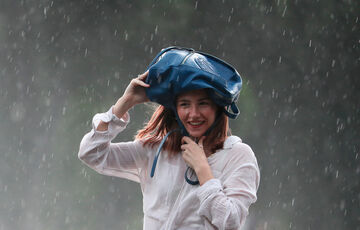 Грози відступають: прогноз погоди в Україні