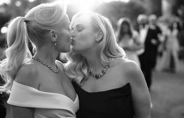 Екстремально схудла актриса Ребел Вілсон вийшла на публіку з нареченою: фото