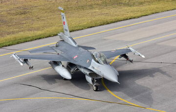 Греция может передать Украине 32 истребителя F-16 Block-30