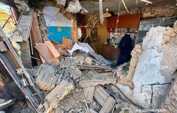 Двоє людей загинули, 22 постраждали внаслідок російських обстрілів Херсона та області Двоє людей загинули, 22 постраждали внаслідок російських обстрілів Херсона та області