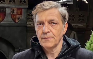 Зеленский предоставил украинское гражданство российскому журналисту Невзорову и его жене  Зеленский предоставил украинское гражданство российскому журналисту Невзорову и его жене