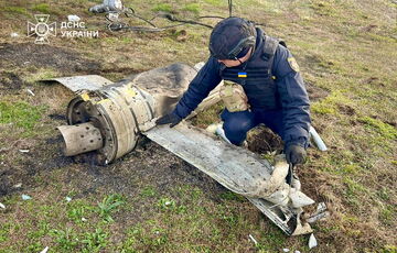 Повреждения в результате массированной ракетной атаки зафиксированы в 14 областях: фото