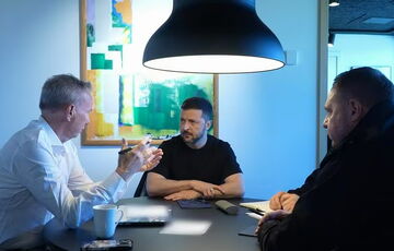 Зеленский прокомментировал разговор Трампа с Путиным