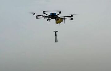 Российские войска атаковали с дрона автомобиль в Херсоне: погибли двое