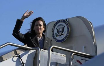 Камала Харріс готується зробити заяву на фоні поразки на виборах