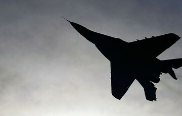Словаччина висловила готовність передати Україні танки і винищувачі радянського виробництва  Словаччина висловила готовність передати Україні танки і винищувачі радянського виробництва