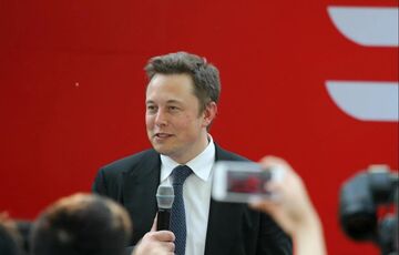 Маск закликав налагодити ”нормальні відносини” з РФ і налякав початком Третьої світової