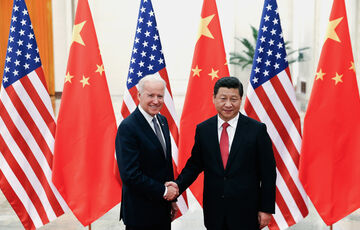 Байден уперше після інавгурації провів переговори з лідером Китаю