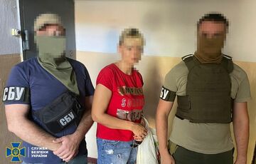 У Херсоні схопили ворожу агентку, яка коригувала удари по місту