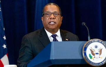 Офіційно: США дозволили Україні бити по Росії далекобійною зброєю Офіційно: США дозволили Україні бити по Росії далекобійною зброєю