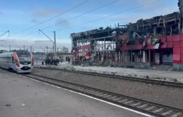 Укрзализныця возобновила движение поездов через станцию Фастов