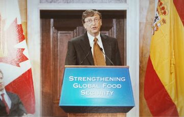 Билл Гейтс сообщил, что отдаст почти все свои деньги на благотворительность в течение 20 лет