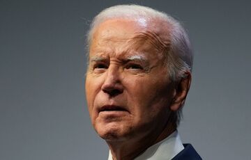 Джо Байден зняв свою кандидатуру з президентських виборів у США