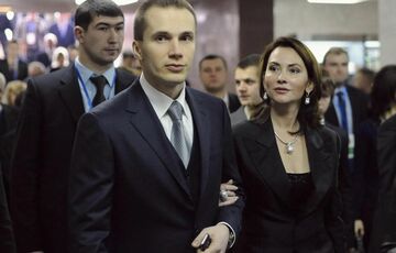 Сын Януковича зарабатывает на продаже угля с оккупированных территорий Украины в Турцию, - расследование