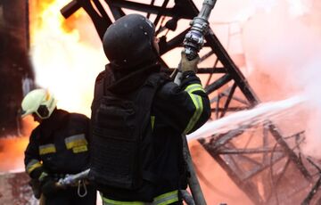 Россия атаковала энергообъекты в трех областях Россия атаковала энергообъекты в трех областях