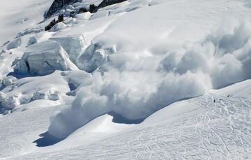 В українських Карпатах зросла загроза сходження лавин